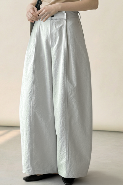 Curve Line • Relaxed Barrel Pants