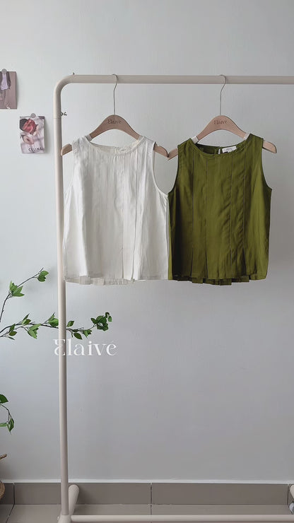 Flowy Ease • Linen Top